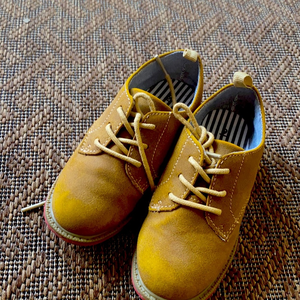 Boys dressy shoes